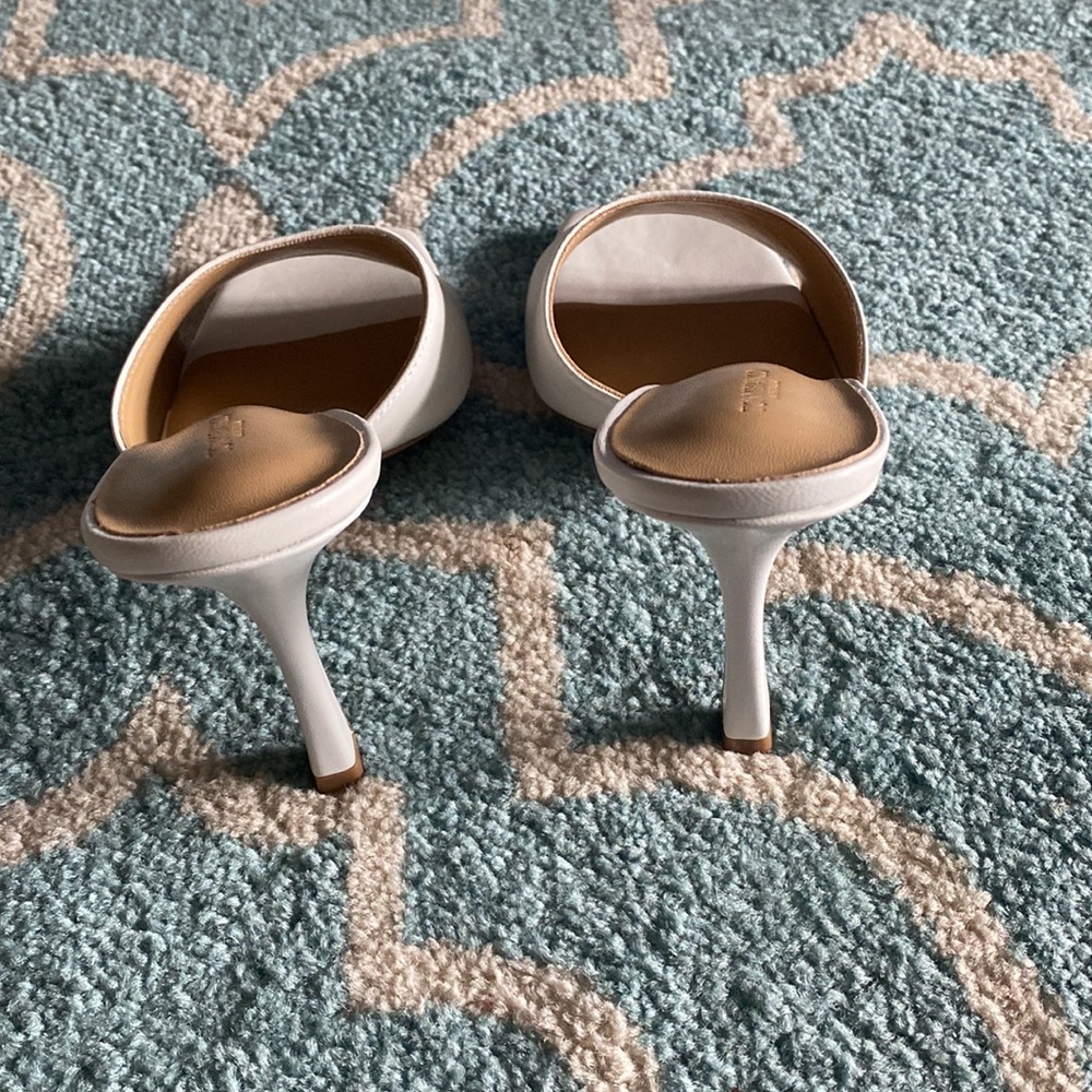 Tony Bianco White Mules size 9 all leather - Picture 4 of 6